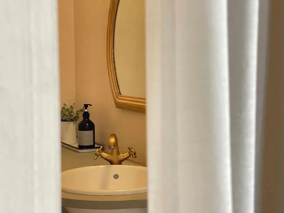 Apartment Estudio Niu Lohodihomes Girona Spain